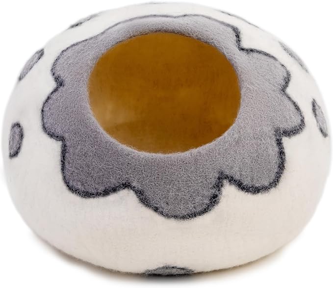 Woolygon Premium Felt Cat Cave Bed โ Wool Kitty Beds Handcrafted Kitten Caves Bed for Indoor Cats - Made from 100% Eco-Friendly Merino Wool, Foldable Cat Hidewawy Covered Cat House Pod (Flower Collar)