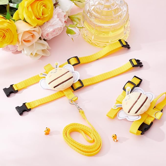 Duck Harness Leash Set Duck Harness and Leash for Real Ducks Adjustable Walking Rope Pet Cute Pattern Outdoor Traction Rope for Chicken Rabbit Small Animals(M,Bee)