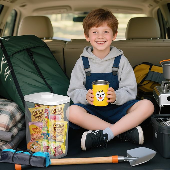 5-8 Lbs/6Qt Airtight Dog Cat Food Storage Container and Pet Storage Bin BPA-Free, PET Clear Stackable Dog Treat Containers Measuring Scoop Suitable for Dogs Food, Cats Food and Other Dry-1Pack