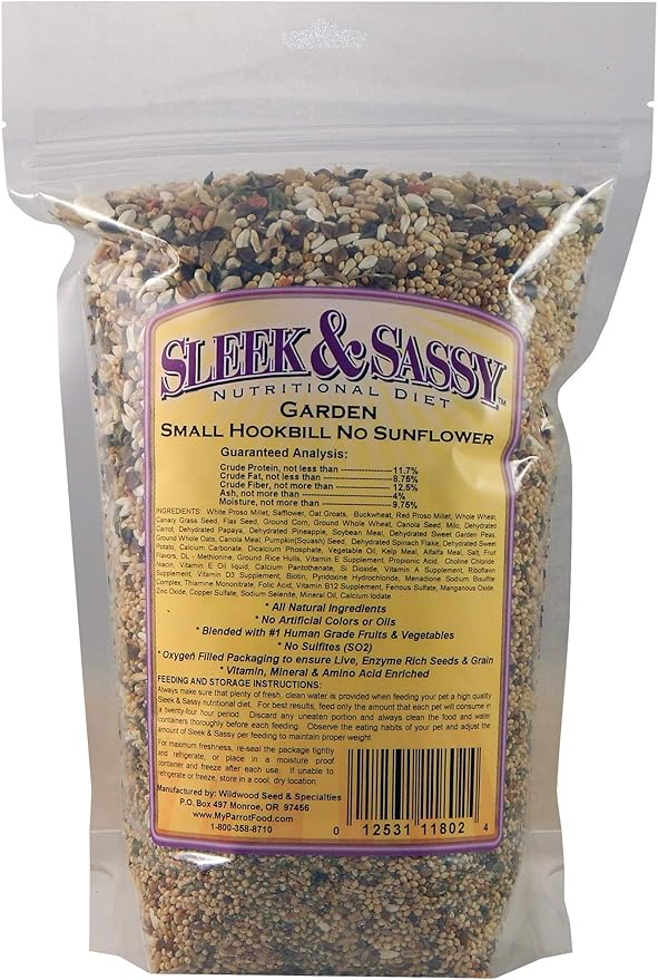 SLEEK & SASSY Garden Small Hookbill No Sunflower Bird Food for Lovebirds, Cockatiels, Quaker Parrots & Small Conures (2 lbs.)