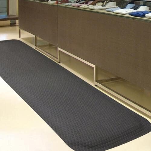 Hog Heaven 5/8 inch Black & Yellow Border 2' x 3' Nitrile Backed Anti-Fatigue Comfort Mat
