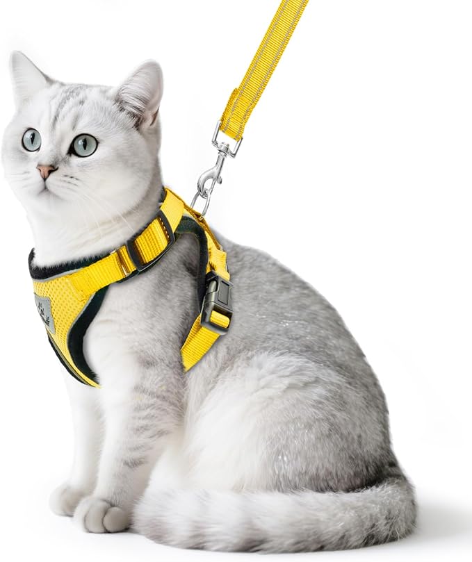 PUPTECK Cat Harness and Leash Set Escape Proof Reflective Cat Walking Harness Adjustable Soft Breathable Mesh Vest for Small Pets, Yellow, M