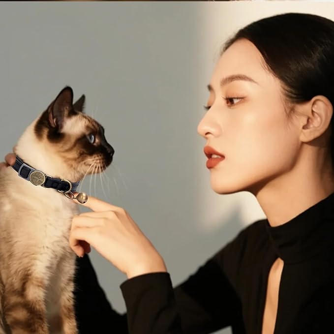 Leather Cat Collar Breakaway, Custom Cat Kitten Collar with Bells, Personalized Cat Collars with Name and Phone Number for Boy Girl Cats (Black, 6.3“-11.8“)