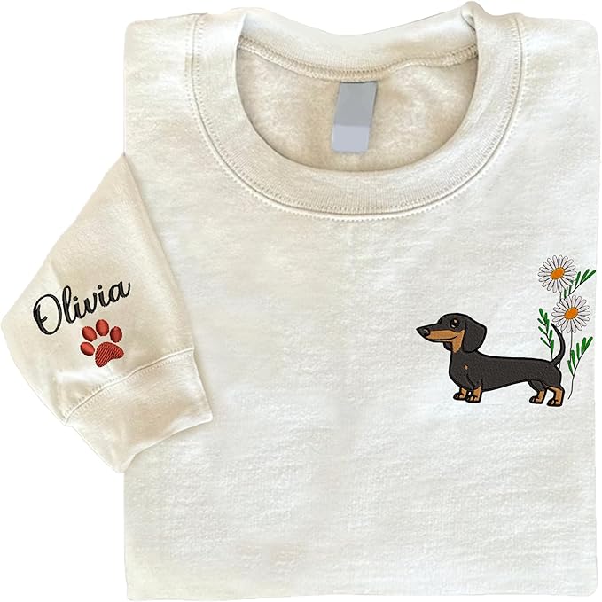 NAZENTI Embroidered Dachshund Sweatshirt with Dog Name on Sleeve, Personalized Valentines Dog Mom Shirt, Wiener Dog Gifts