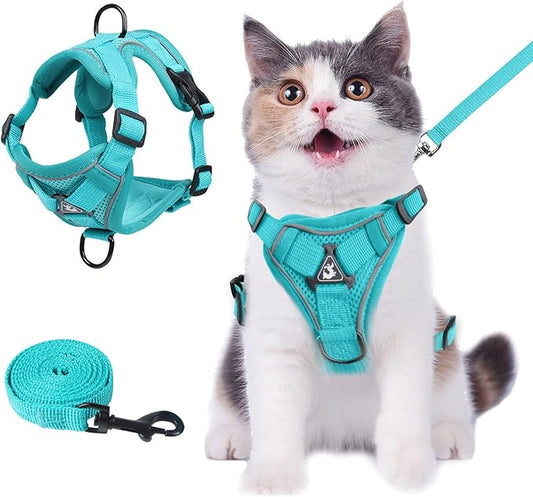 Wanheart Summer cat Chest Harness and Leash, Anti-Escape Adjustable Soft mesh cat Leash and Chest Harness Set for All Types of Cats cat Vests (Emerald, M)