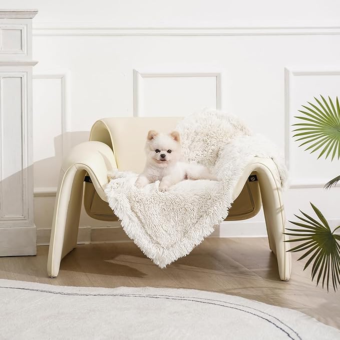 gogobunny Waterproof Dog Blanket for Large Dogs, Cats, Puppy, Reversible Faux Fur Pet Throw Blanket, Washable, Calming Furniture Protection for Sofa Bed (25x35 Inch (Pack of 1), Cream)