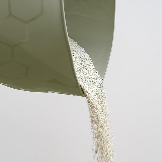 IRIS USA Cat Litter Box with High Walls and Handles, Made with Flexible Plastic, Sage Green