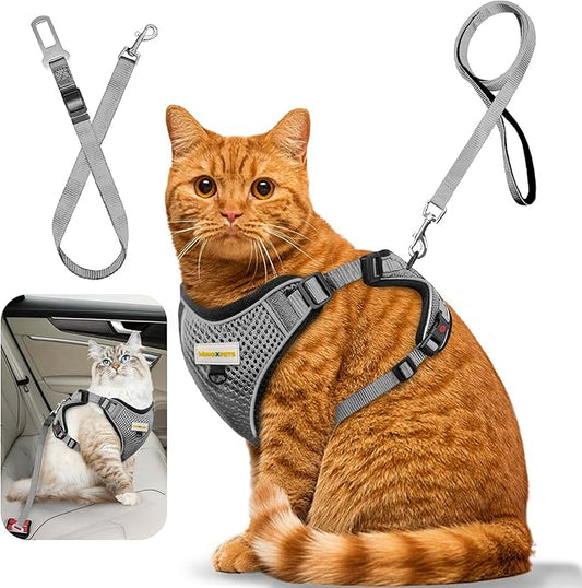 Cat Harness and Leash for Walking, Retractable Cat Harnesses and Leash Set Escape Proof, Breathable Soft Kitten Small Large Harness for Travel Training and Walking, Grey, M