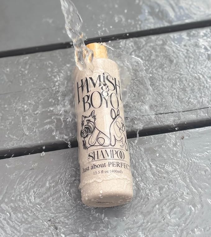 Natural Itch Relief Dog Shampoo – Hypoallergenic & Anti-Itch, Soothes Dry, Sensitive Skin, Oatmeal & Aloe, Lavender Scent, Tear-Free, Safe for Puppies & All Breeds, Made in USA by Hamish&Boyo