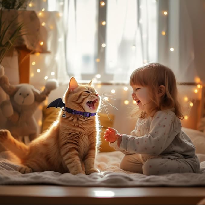 1 PC Bat Wing Cat Collar with Bell, Adjustable Kitten Collar with Safety Breakaway Buckle for Boy&Girl Cats, Halloween Christmas Cat Accessories for Kitten Puppy