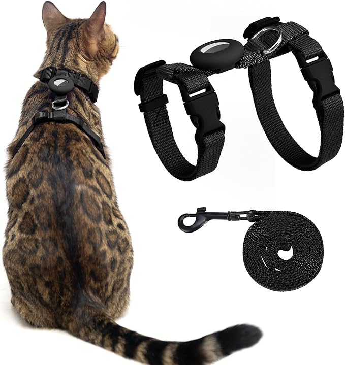 Cat Harness and Leash Set with Airtag Holder for Walking & Travelling, Escape Proof Cat Harness for Small Medium Large Kitten, Adjustable Lightweight Soft Cat Vests (Black)