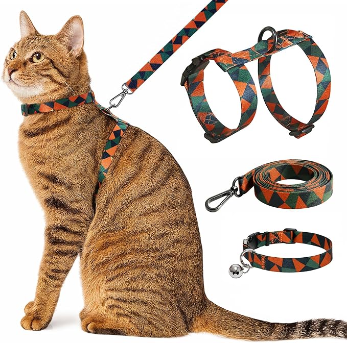 Cat Harness and Leash Set with Matching Collar – Escape Proof Harness for Cats, Adjustable & Lightweight, Geometric Print, Easy Wear for Outdoor Walking & Training