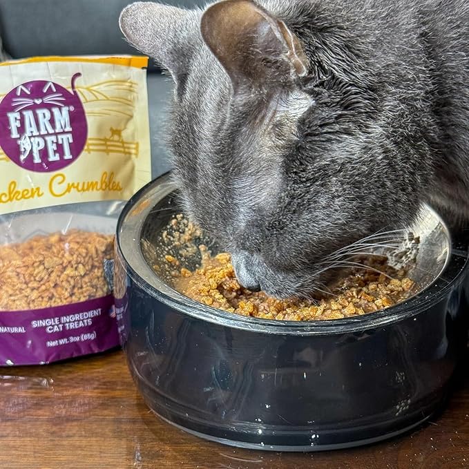 Farm To Pet - Cat Treat Crumbles - 3 oz Single Ingredient Chicken Treat and Snacks - Healthy for Indoor Cats and Kitten - Essential Products (Mix with Wet/Dry Food)