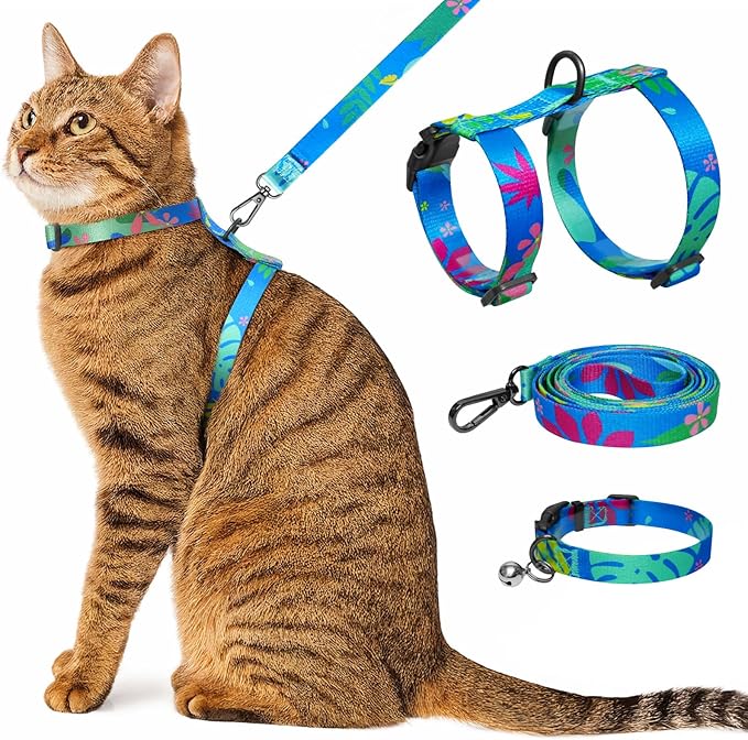 Cat Harness and Leash Set with Matching Collar – Escape Proof Harness for Cats, Adjustable & Lightweight, Tropical Hawaiian Leaf Print, Easy Wear for Outdoor Walking & Training