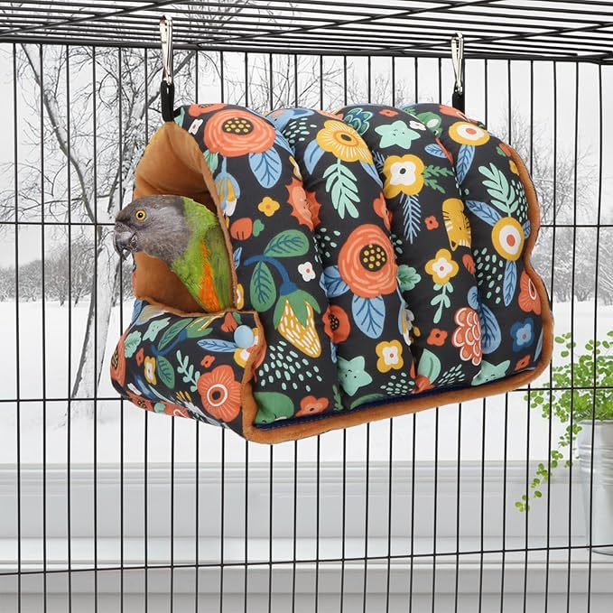 Wontee Bird Nest House Winter Warm Snuggle Hut Bird Bed Hanging Hammock for Parrots Budgies Parakeets Caique Senegal Cockatiels Conures (Medium, Black)