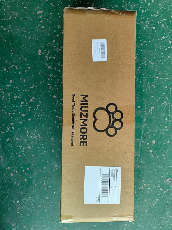 Wall-Mounted Cat Shelves for Large Cats – 9-Piece Pine Wood Cat Furniture with Scratching Posts, Ladder & House – Indoor Modern Climbing Wall Gym for Cats