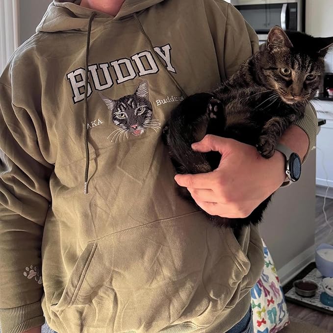 Custom Pet Portrait Embroidered Sweatshirt for Women & Men - Personalized Dog/Cat Face & Name - Unisex Embroidered Sweatshirt - Gift for Pet Lovers, Dog Mom, Mothers Day, Birthday, Christmas