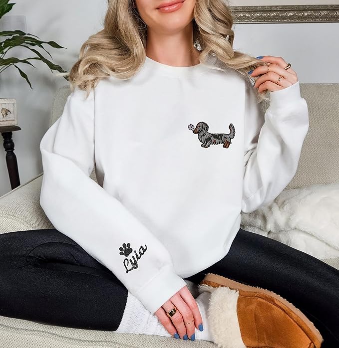 Custom Embroidered Dachshund Sweatshirt with Dog Name on Sleeve, Crewneck Sweatshirt, Wiener Dog Gift, Dachshunds Sweater for Women, Dachshund Mom Gifts, Wienie Shirt