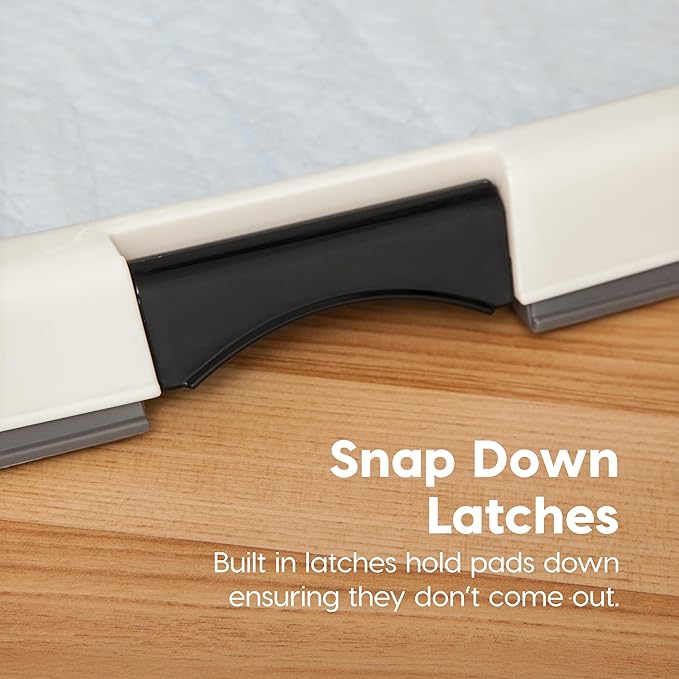 IRIS USA Pee Pad Holder for Puppy Training, Secured Latches, Non-Skid Feet, Fits 22"x22" Pads, Dark Gray + 100 Puppy Pads, Leak Proof, Quick Dry, 6-Layer Absorbent Design, 22"x22"