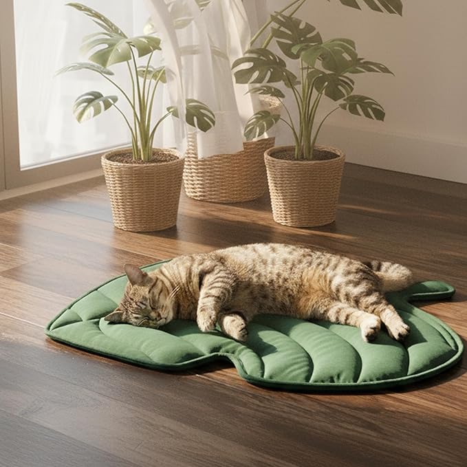 NWK Green Leaf Shaped Self Warming Cat Bed Mat, Thermal Dog Mat Cat Pad, Washable, Non-Slip Bottom for Sofa & Crate & Kennel & Car Seat (Green Leaf, Medium (25.5'' X 19''))
