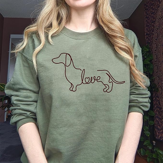 NAZENTI Embroidered Dachshund Sweatshirt with Dog Name on Sleeve, Personalized Valentines Dog Mom Shirt, Wiener Dog Gifts