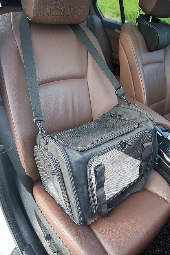 Soft Sided Carrier for Small Medium Cats Dogs,TSA Airline Approved Collapsible Travel Pet Carrier Medium Black